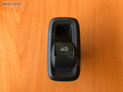 FORD FOCUS TEKLİ CAM DÜĞMESİ ORJİNAL