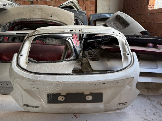 FORD FOCUS ÇIKMA ORJİNAL BAGAJ KAPAĞI KD3