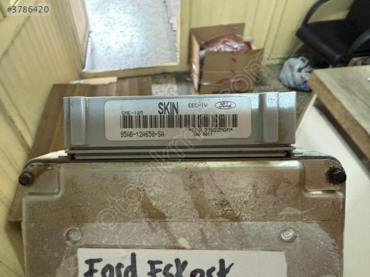 FORD ESCORT MOTOR BEYNİ ORJİNAL ÇIKMA 95AB-12A650-SA