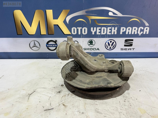 MERCEDES A180-A200 W176 SAĞ ARKA TAŞIYICI