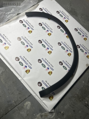 Maserati lavantesag arka dodik