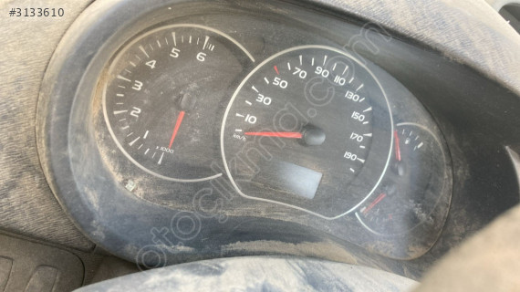 Renault Kangoo 3 kilometre saati