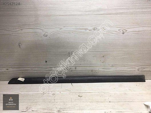 Renault 19 Arka Kapı Bandı Sol 7702253077