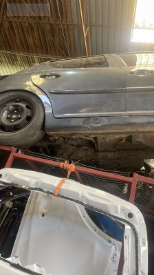 Peugeot 207 sağ arka kapı kilidi