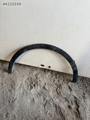 Hyundai bayon sağ arka çamurluk dodiği plastik