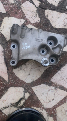 Renault Megane 4 Motor Kulak Bağlantı Braketi 1.5 Adblue