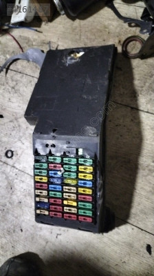 Citroen xm sigorta kutusu