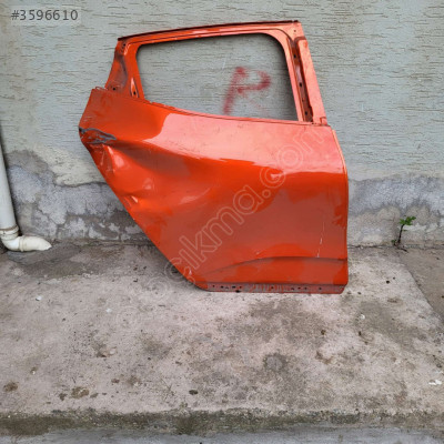 Renault clio 5 sağ arka kapı