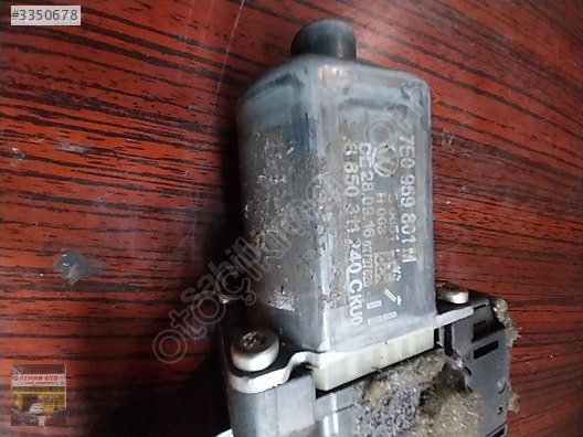 7E0959801M Volkswagen Transporter T7 Sol Ön Cam Motor
