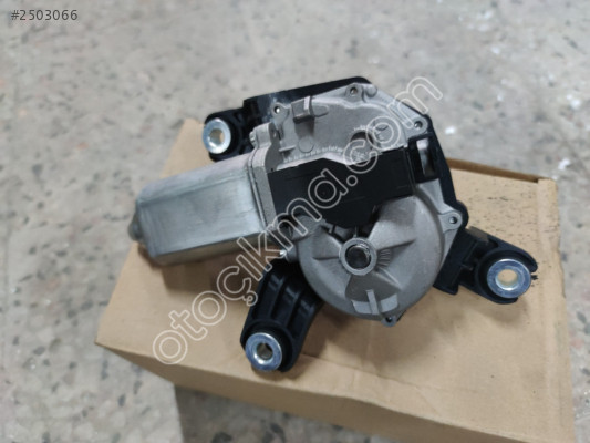Opel Corsa D Arka Silecek Motoru