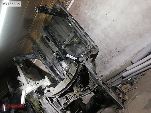 AUDİ A6 C5 ÖN ŞASİ-ŞASE ÇEYREK MARŞPİYEL TAVAN ARKA ŞASİ PODYE K