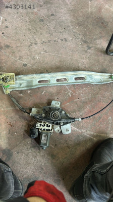 2016 FORD FOCUS ÇIKMA ORJINAL SOL ÖN CAM KRİKO MOTORU