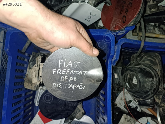 FİAT FREEMONT  DEPO KAPAĞI