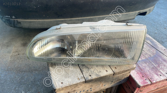 Hyundai h100 sol ön far lambası