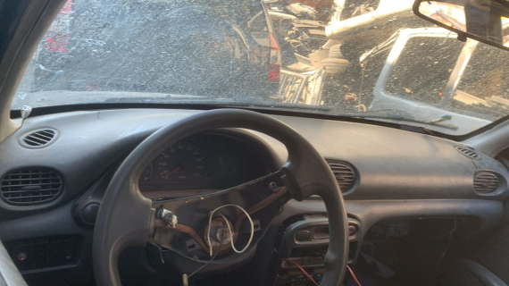 hyundai accent göğüslük