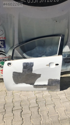 KİA RİO ORJİNAL ÇIKMA SOL ÖN KAPI 2