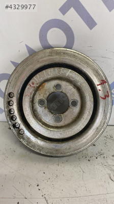 fiat linea 2014 1.3 euro 5 çıkma orjinal krank kasnağı -son fiyat