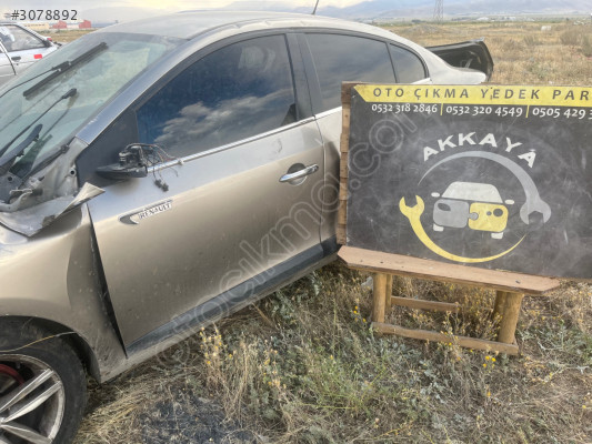 Renault Fluence Sol ön Kapı Hatasız Orjinal Çıkma