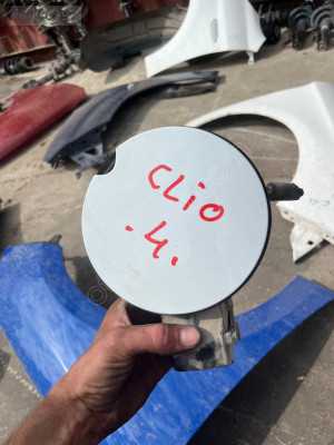 RENAULT CLİO 4 DEPO KAPAĞI