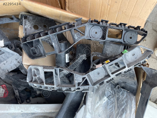 Volkswagen Polo sağ sol arka tampon braketi