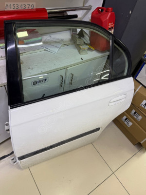 HONDA CIVIC SOL ARKA KAPI 96-01 İES