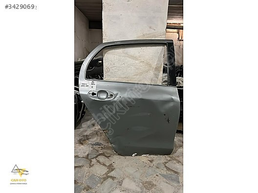 TOYOTA YARIS SAĞ ARKA KAPI 2006-2011
