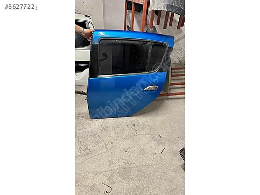 DACİA SANDERO SOL ARKA KAPI