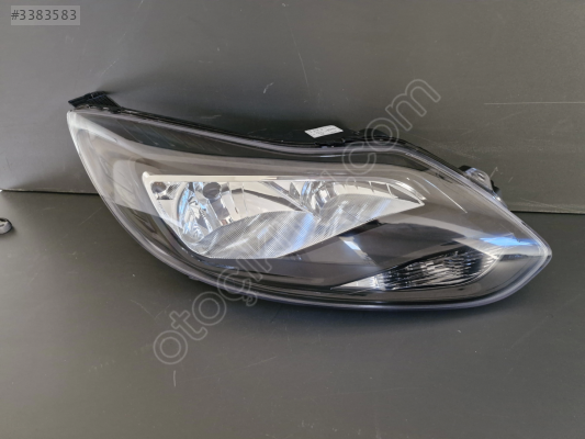 FORD FOCUS 3 SAĞ ÖN FAR İÇİ SİYAH ZEMİN SIFIR 2011-2014