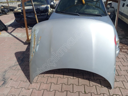 Lada Vega ön kaput