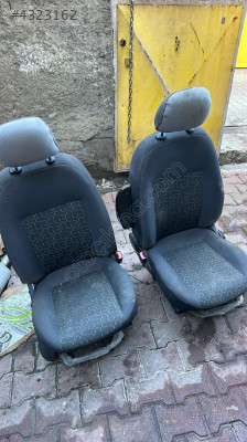 2004 FİAT DOBLO GENİŞ AİLE ÖN KOLTUKLAR ADET