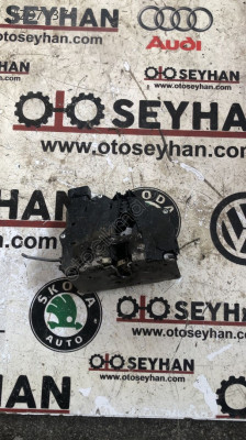 13258271 Opel Corsa D sol ön kapı kilit mekanizması