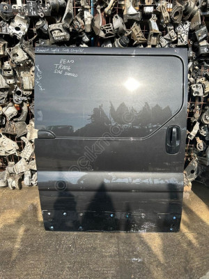 RENAULT TRAFİC SAĞ SÜRGÜLÜ KAPI ÇIKMA ORJİNAL