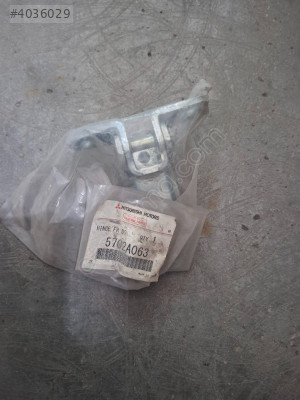 Mitsubishi lancer kapı menteşe sağ 5702A063