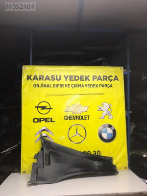 Peugeot 301 Sağ Ön Cam Izgarası
