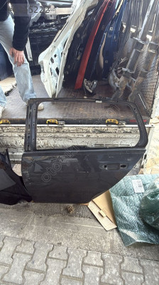 Volkswagen Golf7 sol arka kapı