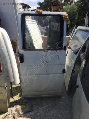 Volkswagen Transporter T4 Çift Kabin Pikap Sağ Arka Kapı