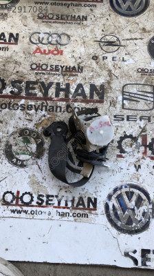 H073818 Toyota Yarıs 2015 arka sol emniyet kemeri