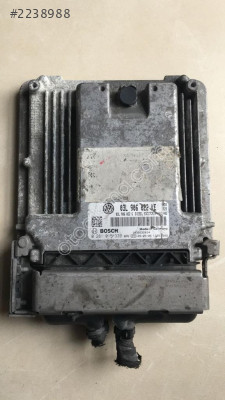 VW SCİROCCO MOTOR BEYNİ  03L906022KE 0281015339