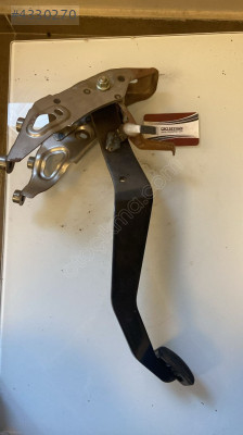 2015 Toyota corolla Debriyaj pedali