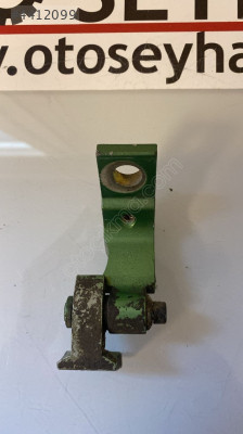 1J0831402C volkswagen golf 4 sağ arka kapı üst menteşesi