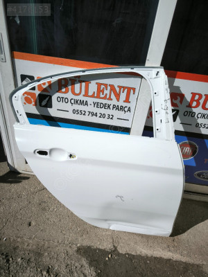 Fiat Egea sağ arka kapı orijinal çıkma