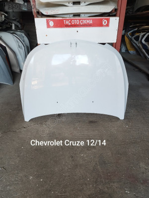 Chevrolet Cruze çıkma motor kaputu