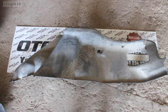 PROTON PERSONA 1998-1999 BAGAJ BAKALİTLER