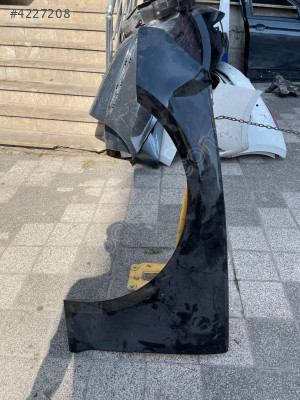 AUDİ A4 SOL ÖN ÇAMURLUK