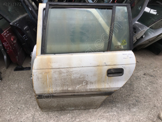 Opel Astra SW 1995 Sol Arka Kapı Kelebek Camı Kapı Çıtası
