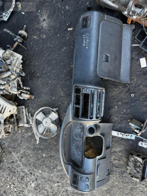 TOYOTA COROLLA TORPİDO KONUK OTO