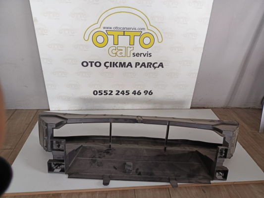 Renault Trafic 3 Radyatör Davlumbazı 214772888R