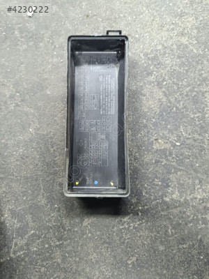 Opel Astra G Sigorta Kutusu 90589541