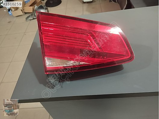 VOLKSWAGEN PASSAT B8 SAĞ ARKA İÇ STOP ÇIKMA ORJİNAL