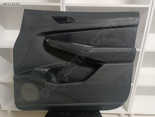 Caddy sağ ön kapı döşemesi